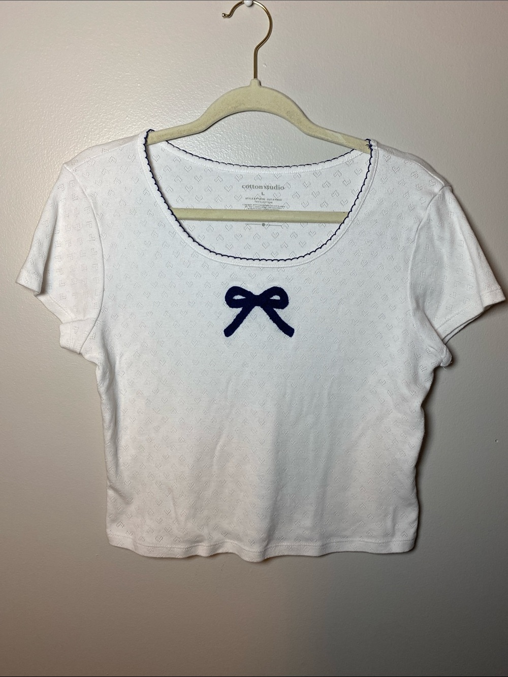 Cotton Studio White Pointelle Crop Top with Navy Blue Sherpa Bow Large